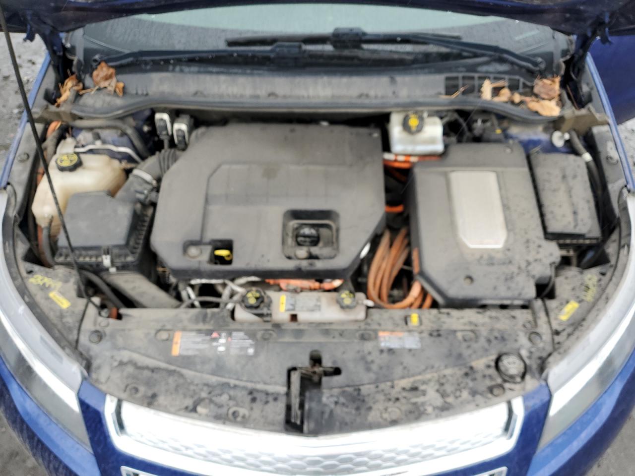 2012 Chevrolet Volt - Image 11