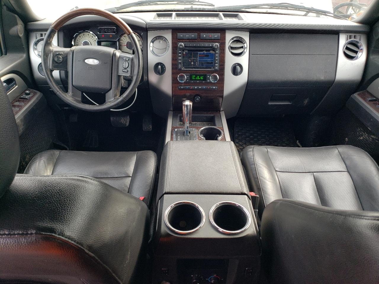 2010 Ford Expedition - Image 8
