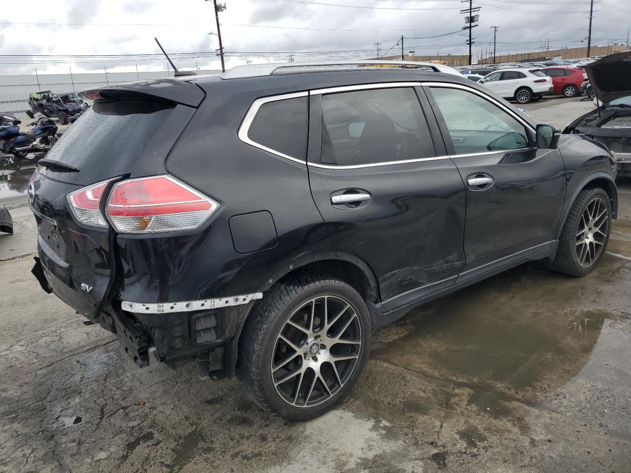2015 Nissan Rogue - Image 3