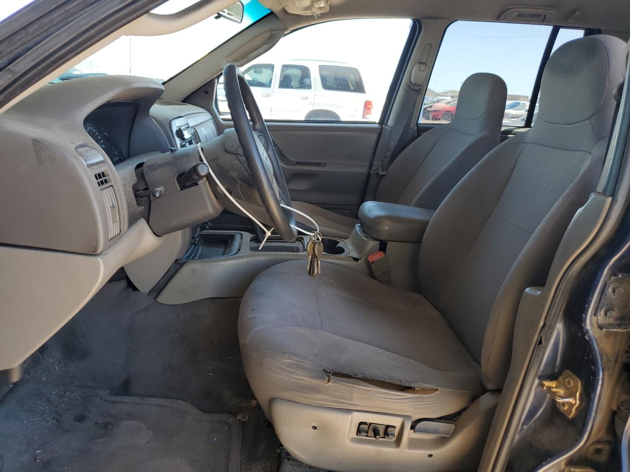 2004 Jeep Grand Cherokee Laredo VIN: 1J4GX48S04C179002 Lot: 50999675