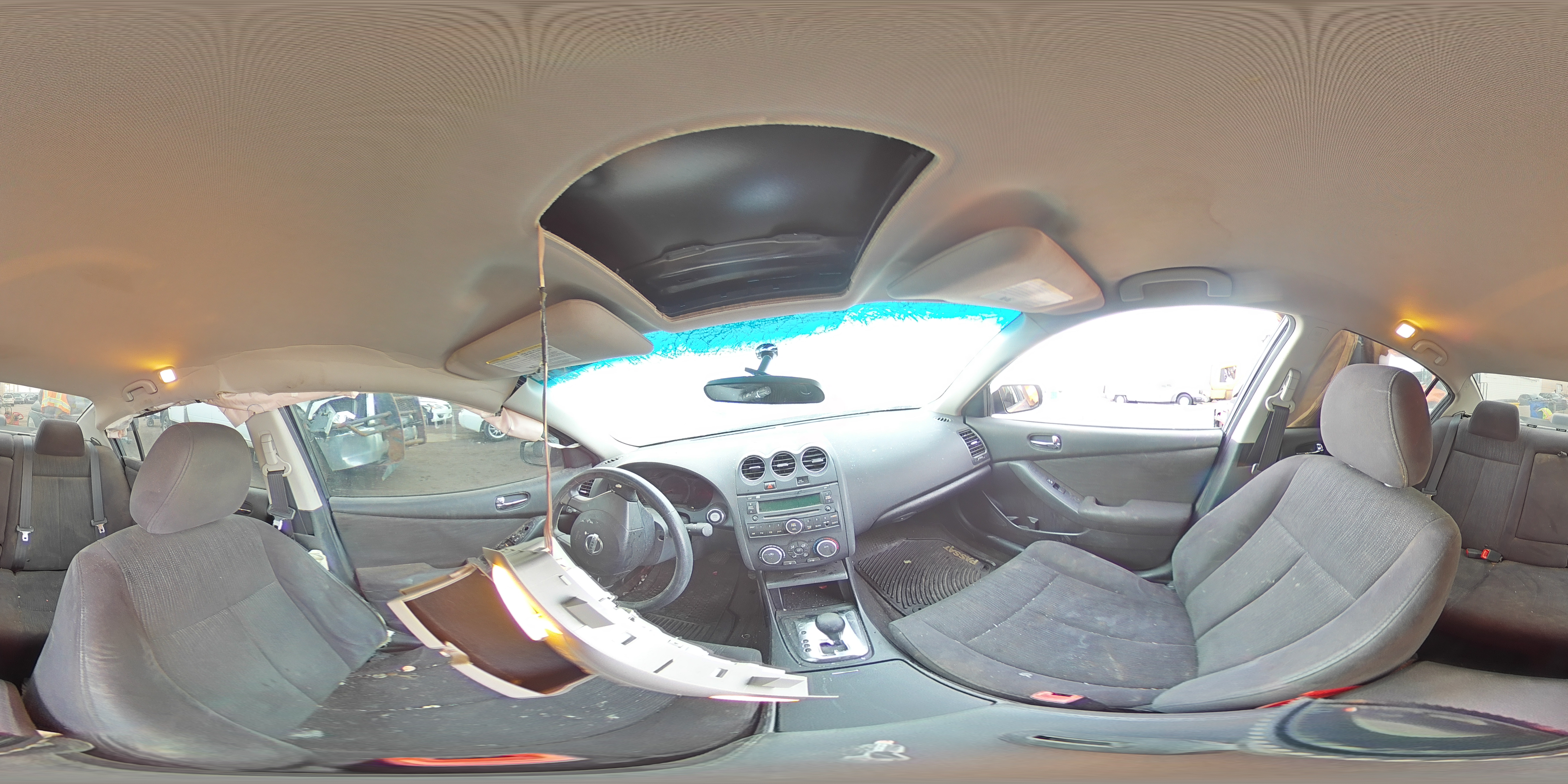 2012 Nissan Altima - Image 13