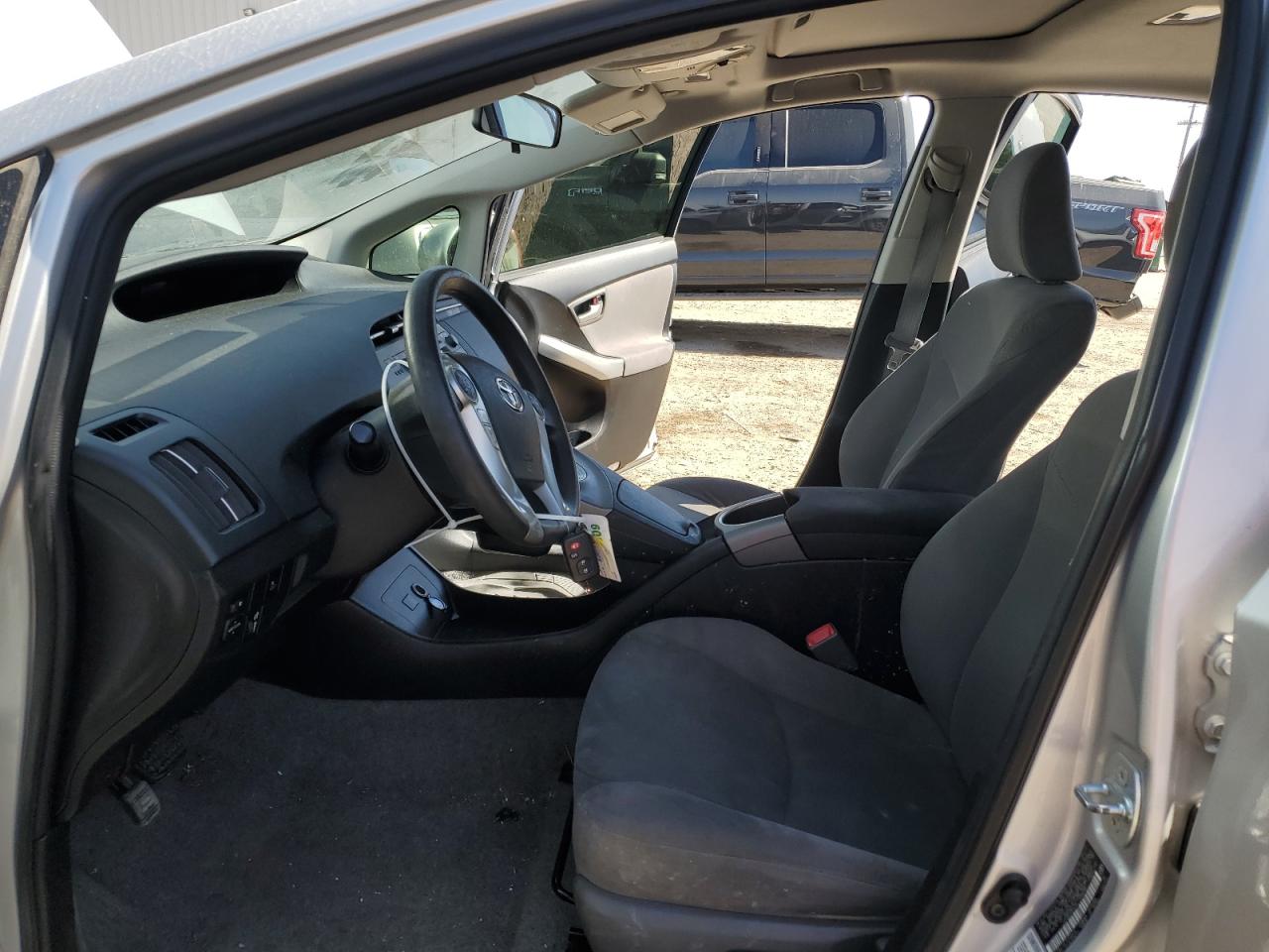 2012 Toyota Prius - Image 7