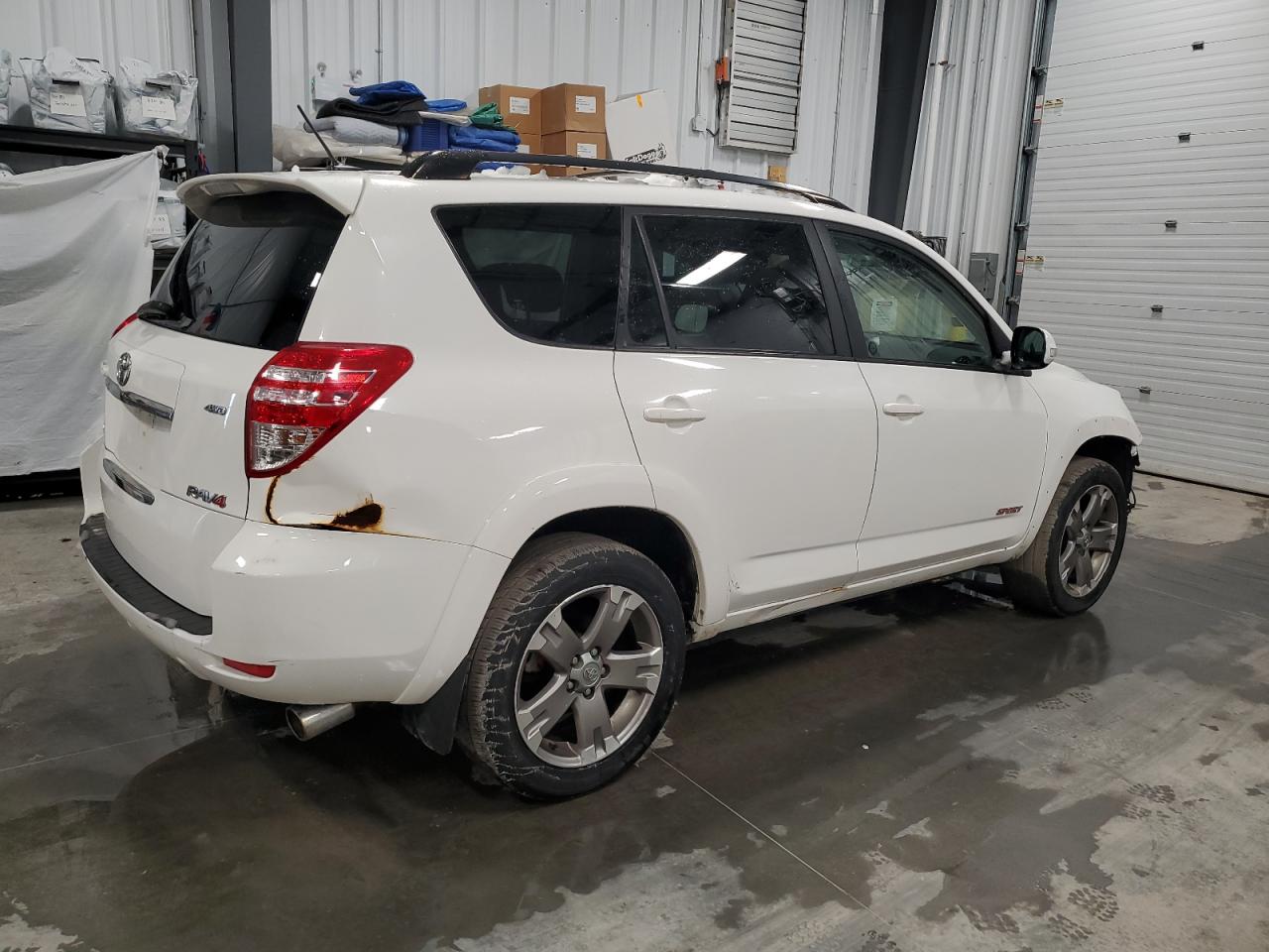 2010 Toyota RAV 4 - Image 3
