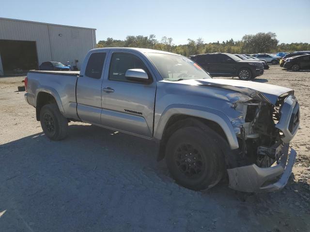  TOYOTA TACOMA 2021 Srebrny
