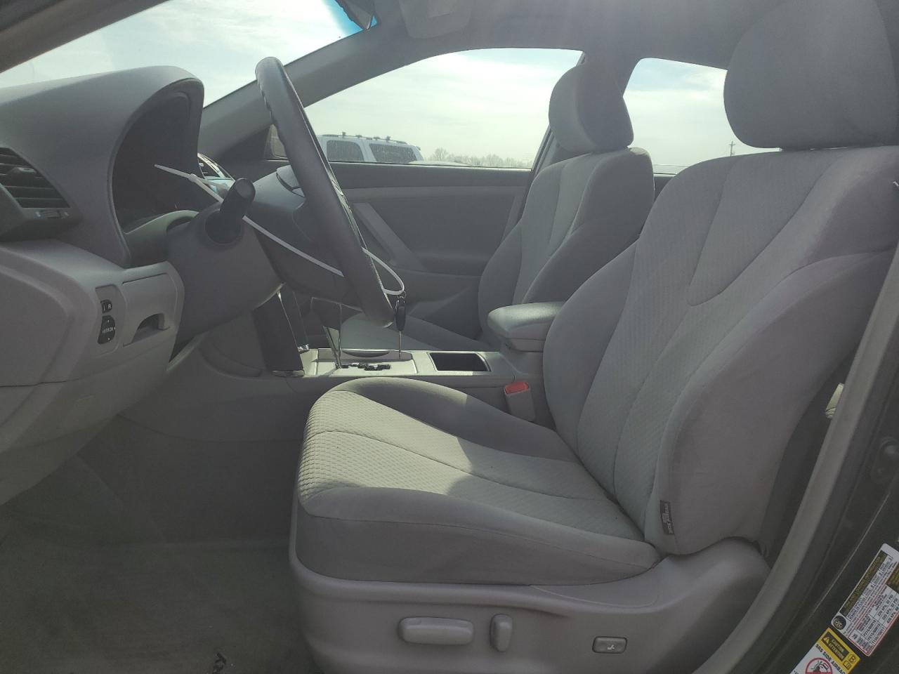 2009 Toyota Camry - Image 7