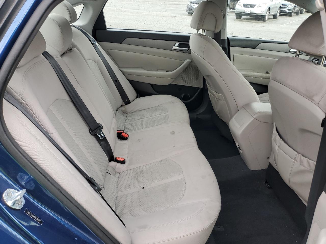 2015 Hyundai Sonata - Image 11