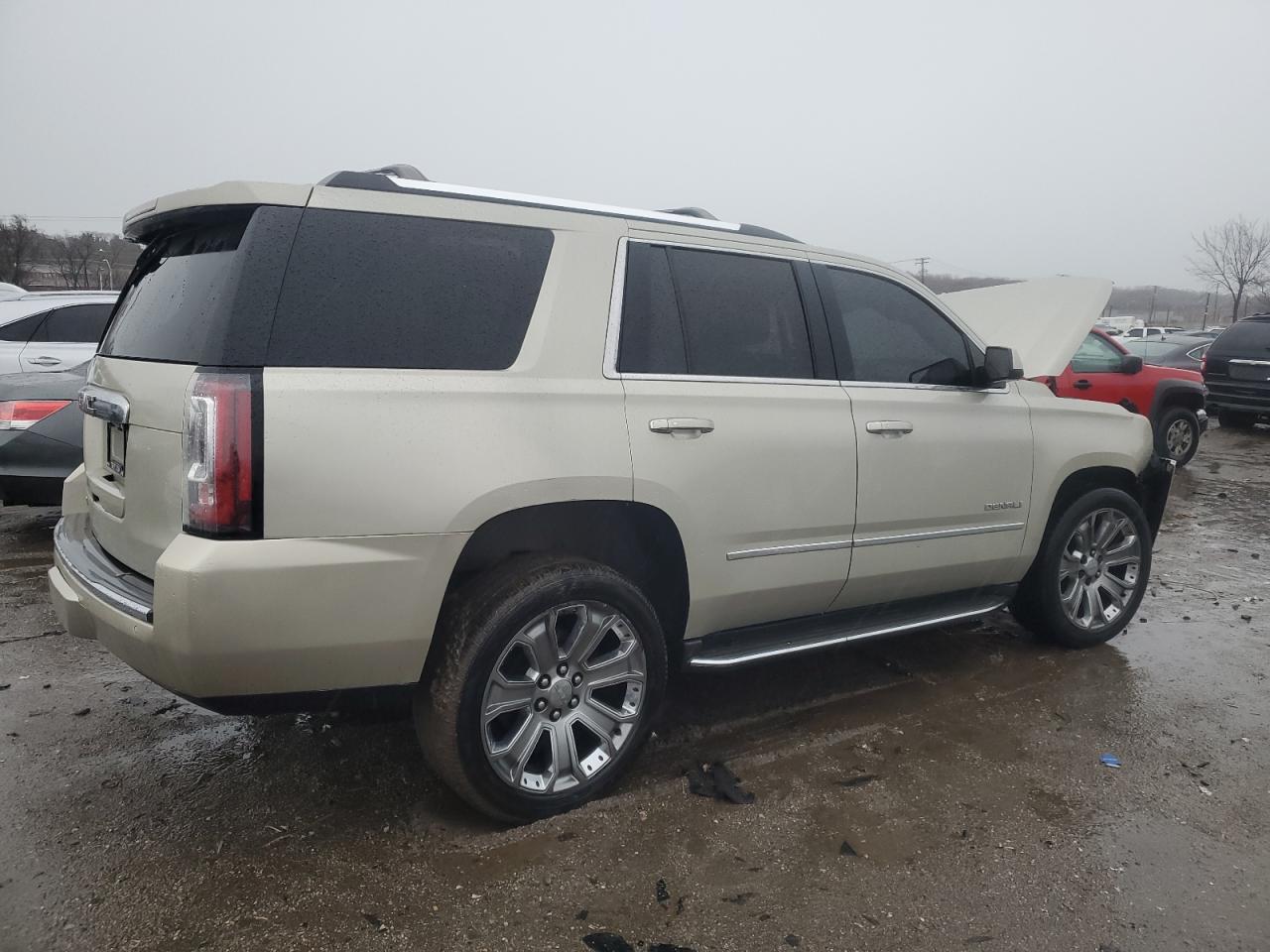 2015 GMC Yukon - Image 3