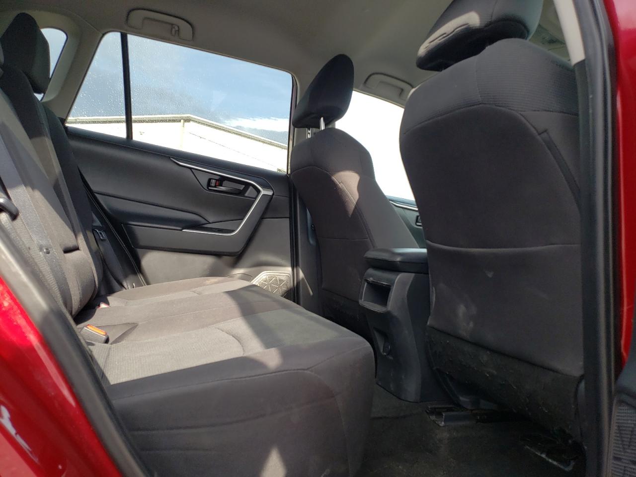 2021 Toyota RAV 4 - Image 11