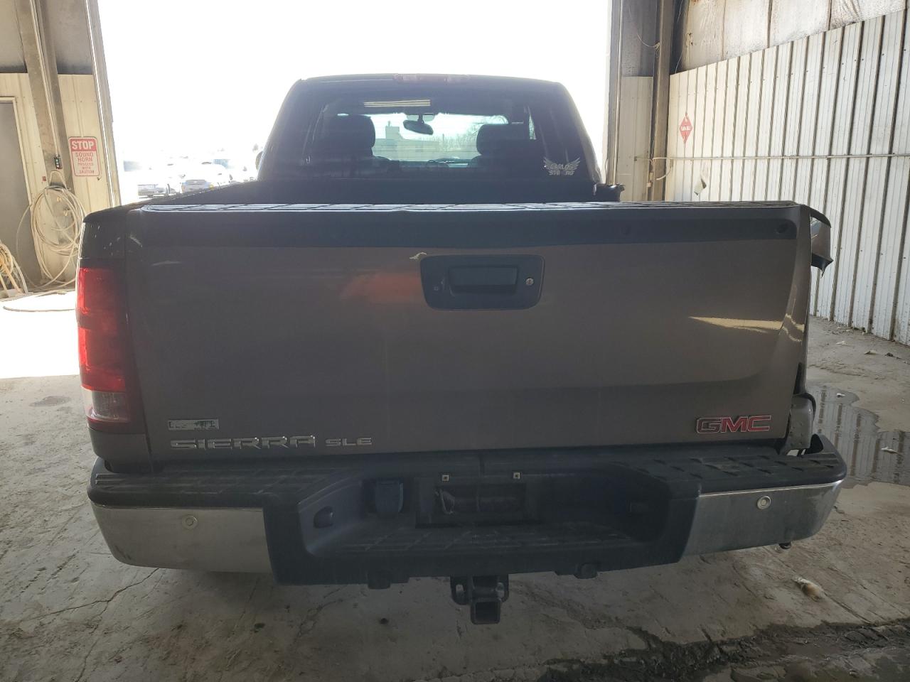 2011 GMC Sierra - Image 6