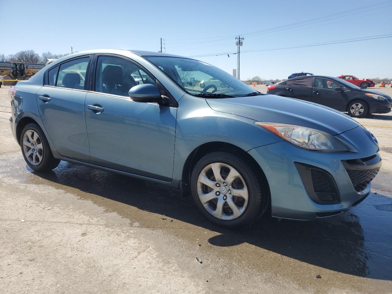 2010 Mazda 3 - Image 4