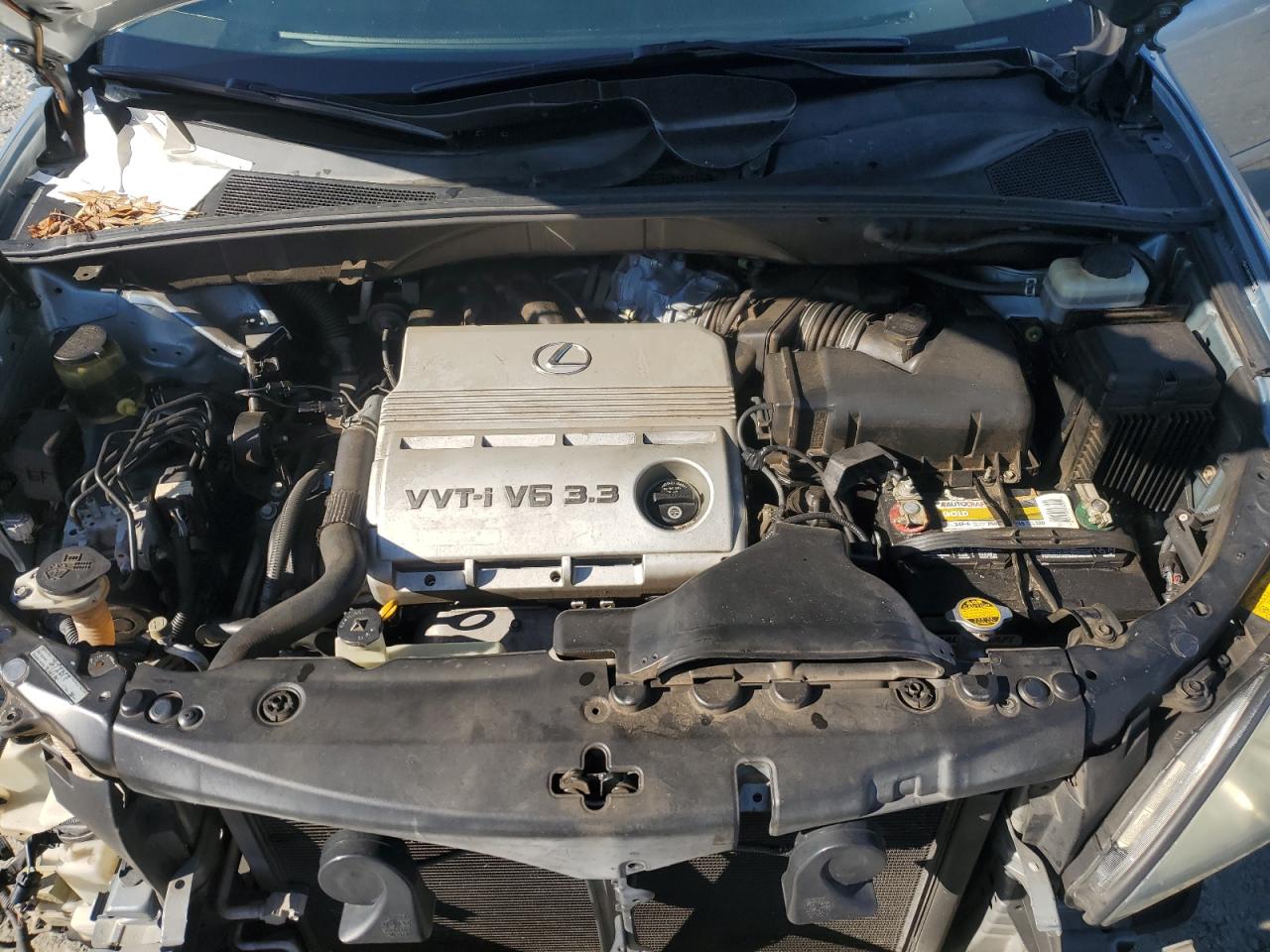 2004 Lexus RX - Image 12