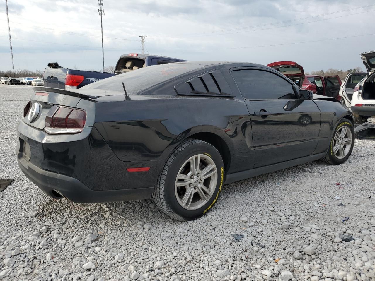 2010 Ford Mustang - Image 3
