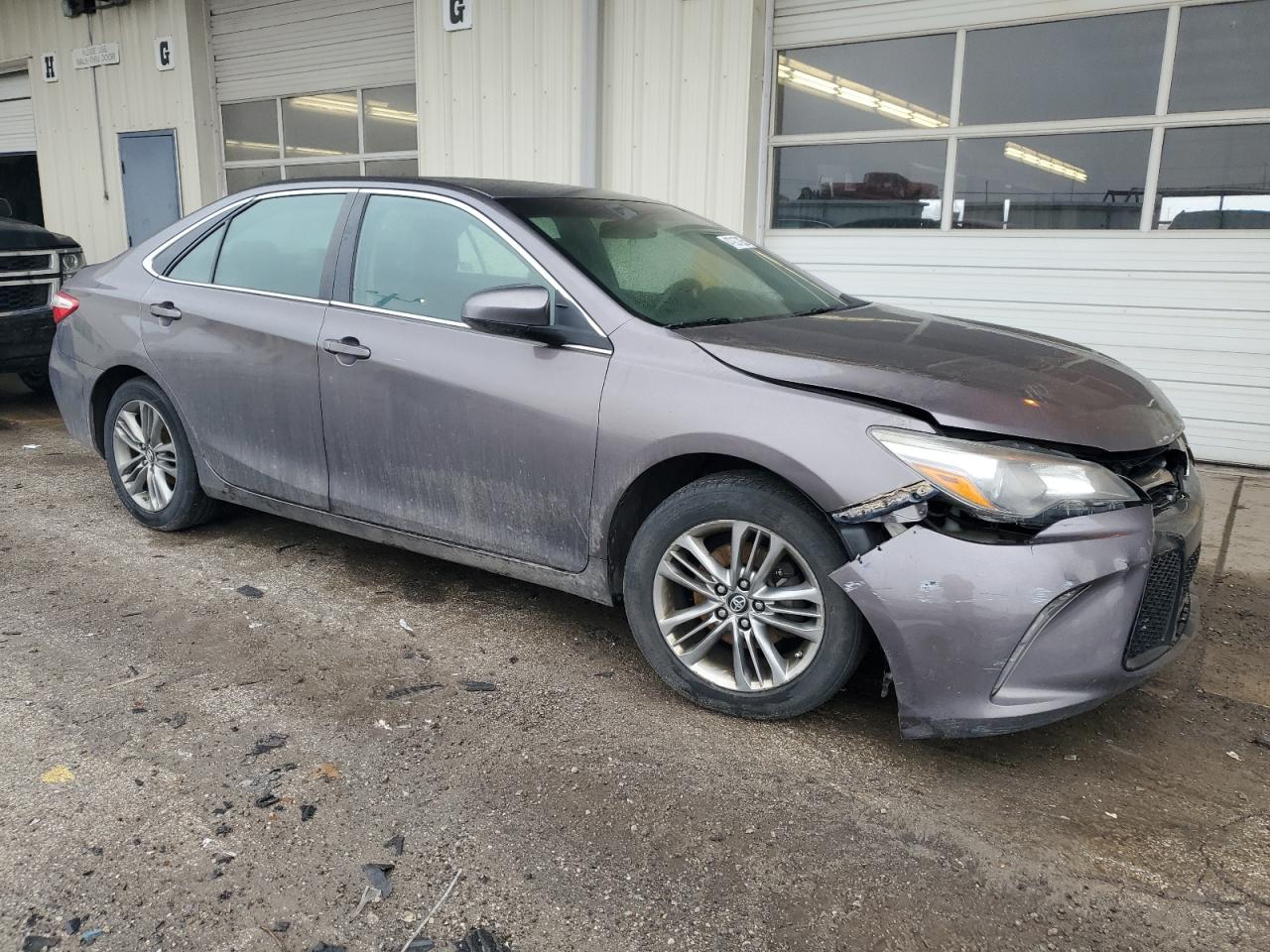 2017 Toyota Camry - Image 4