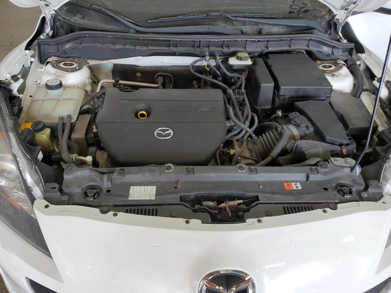 2012 Mazda 3 - Image 12