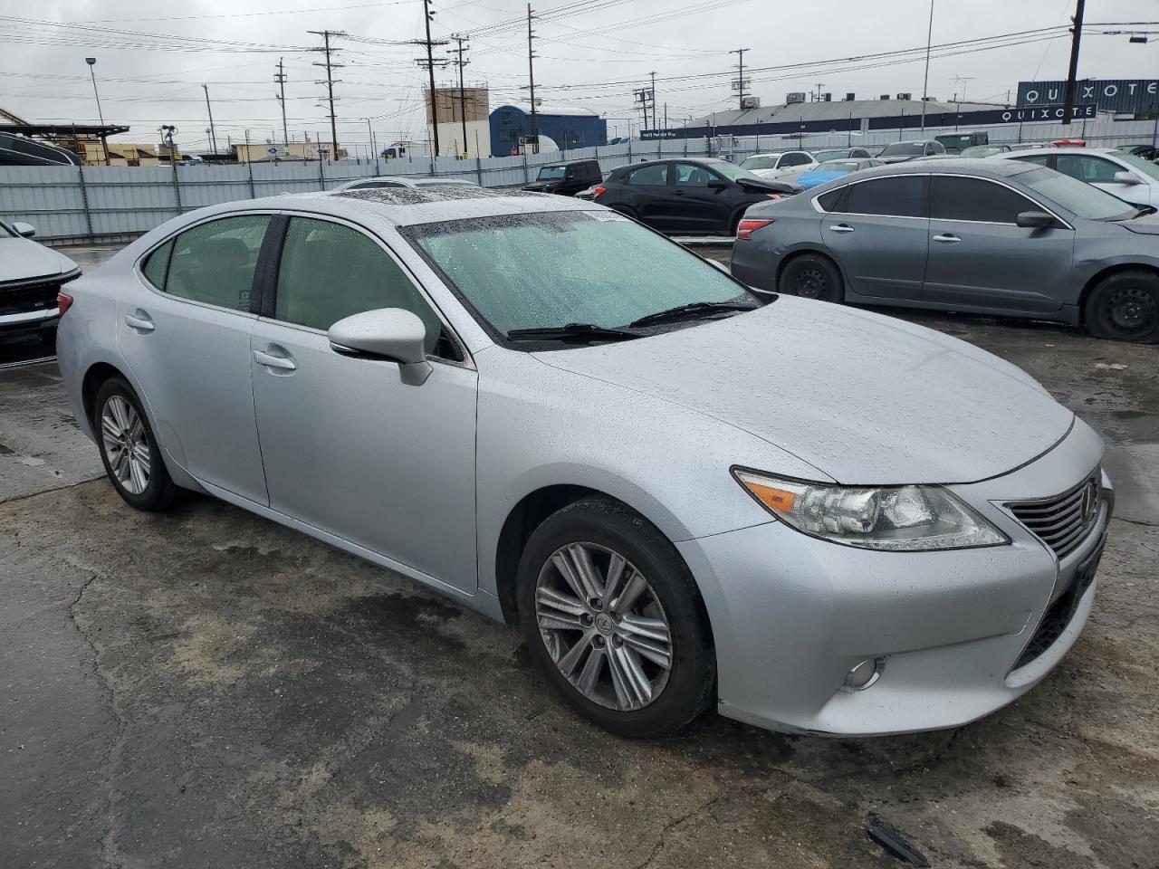 2015 Lexus ES - Image 4