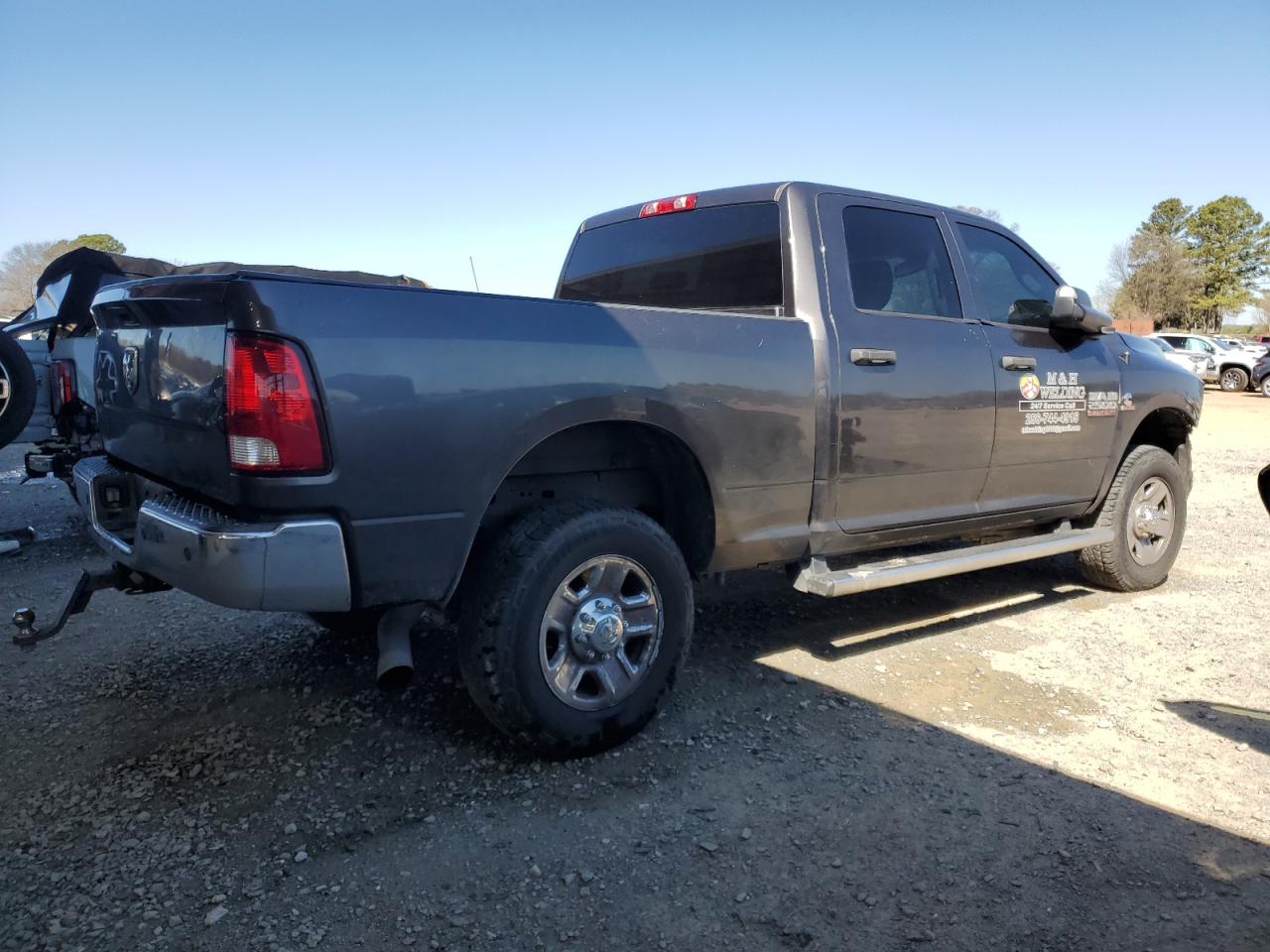 2016 RAM 2500 - Image 3