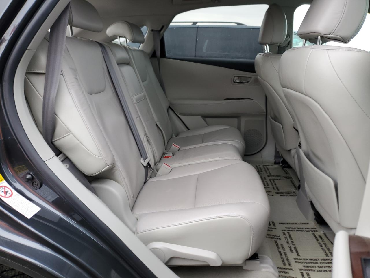 2010 Lexus RX - Image 11