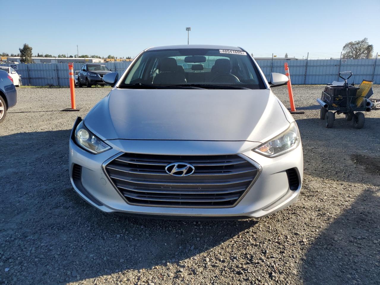 2017 Hyundai Elantra - Image 5