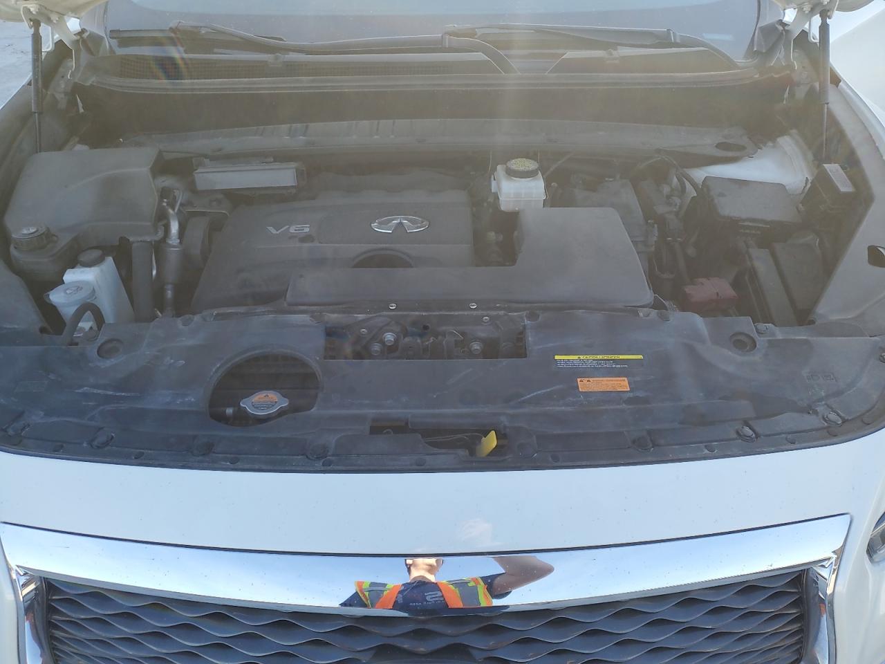 2017 Infiniti QX60 - Image 13
