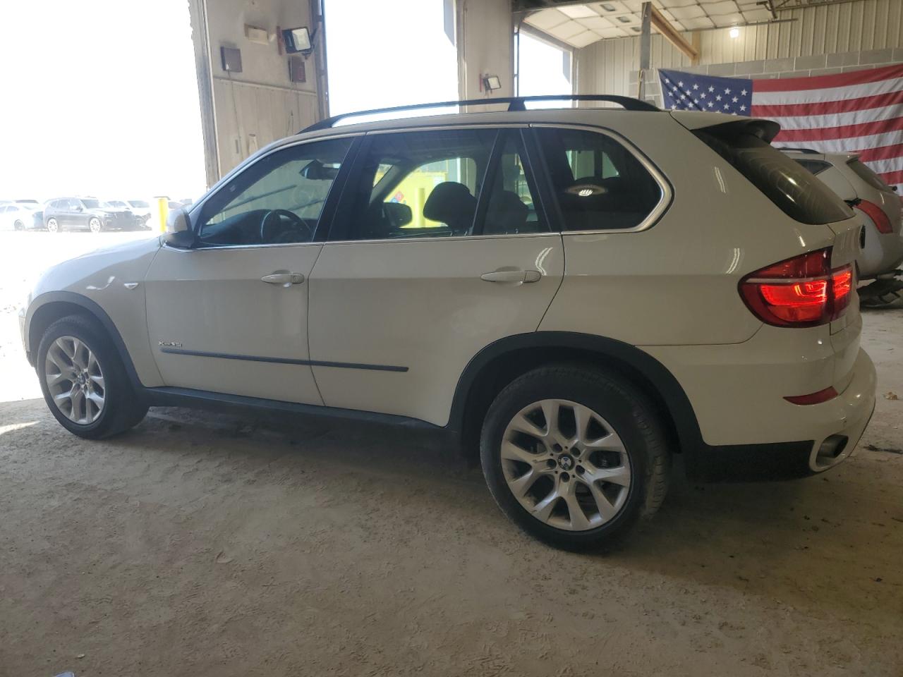 2013 BMW X5 - Image 2