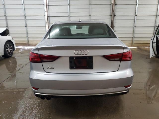  AUDI A3 2018 Srebrny