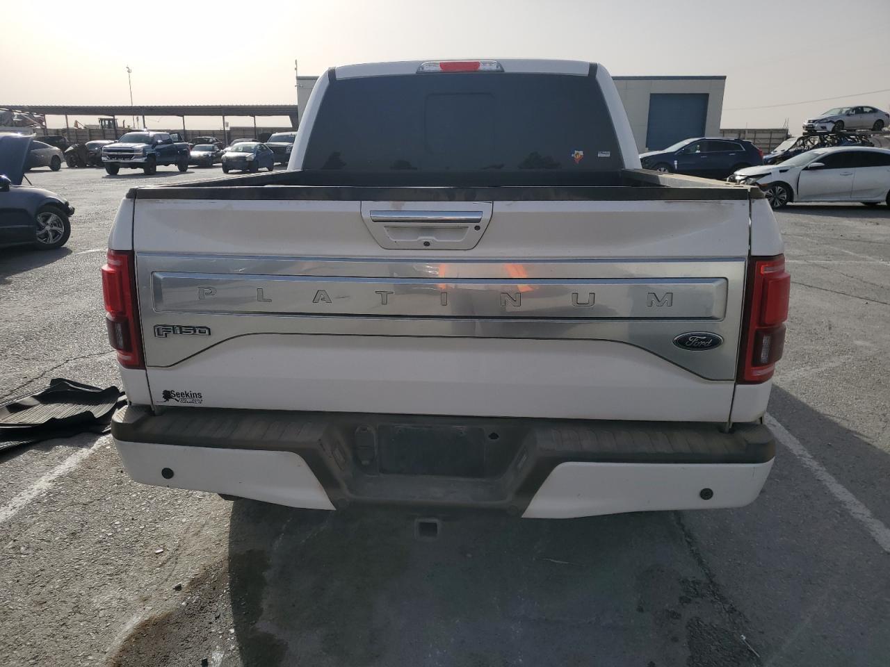 2015 Ford F-150 - Image 6