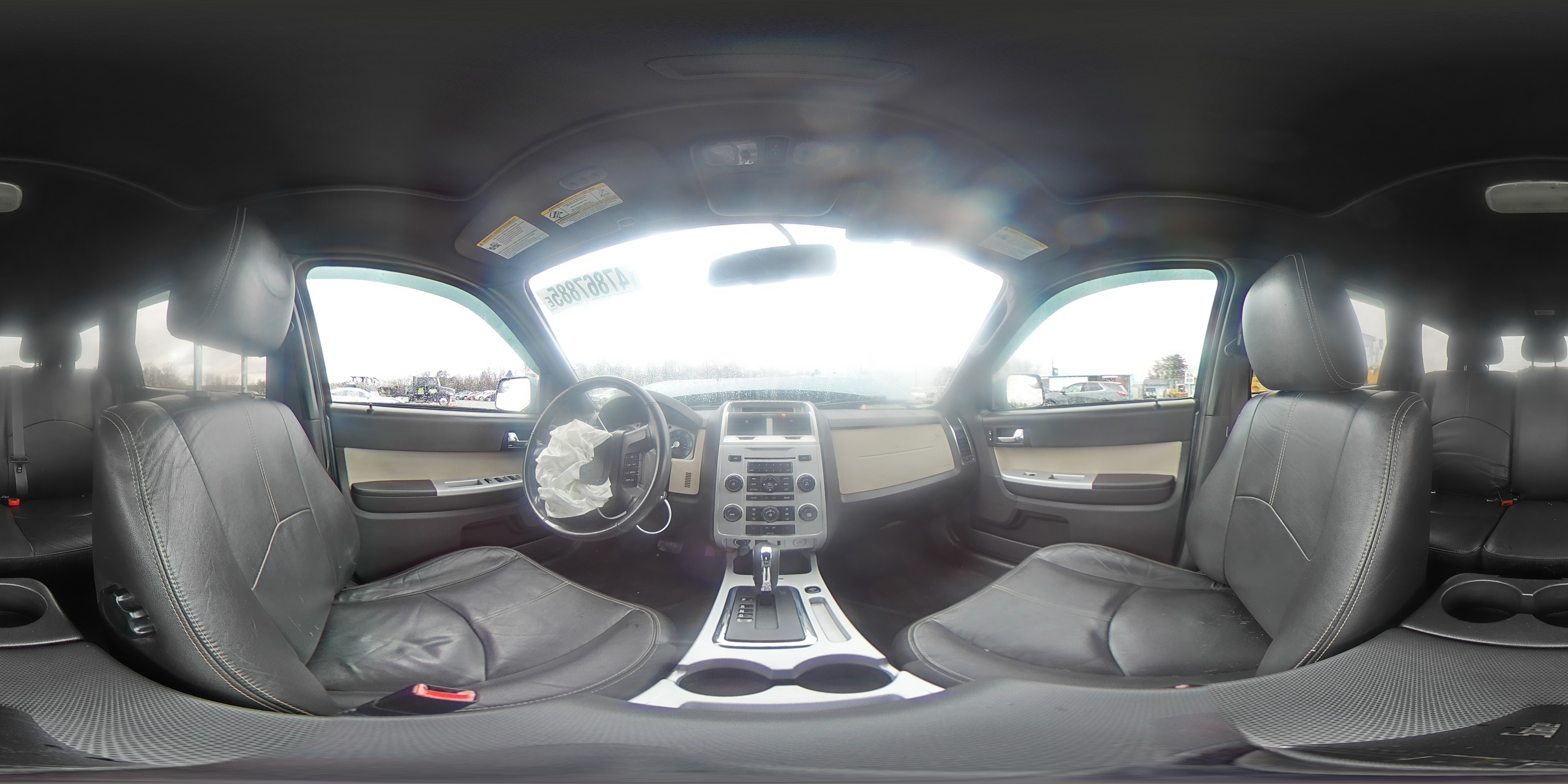 2010 Mercury Mariner - Image 13