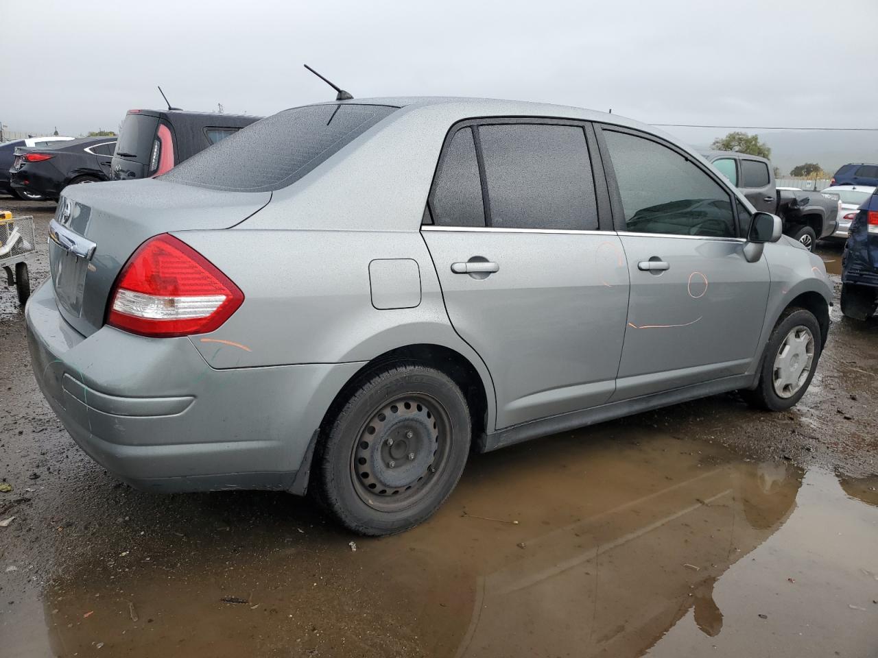 2008 Nissan Versa - Image 3