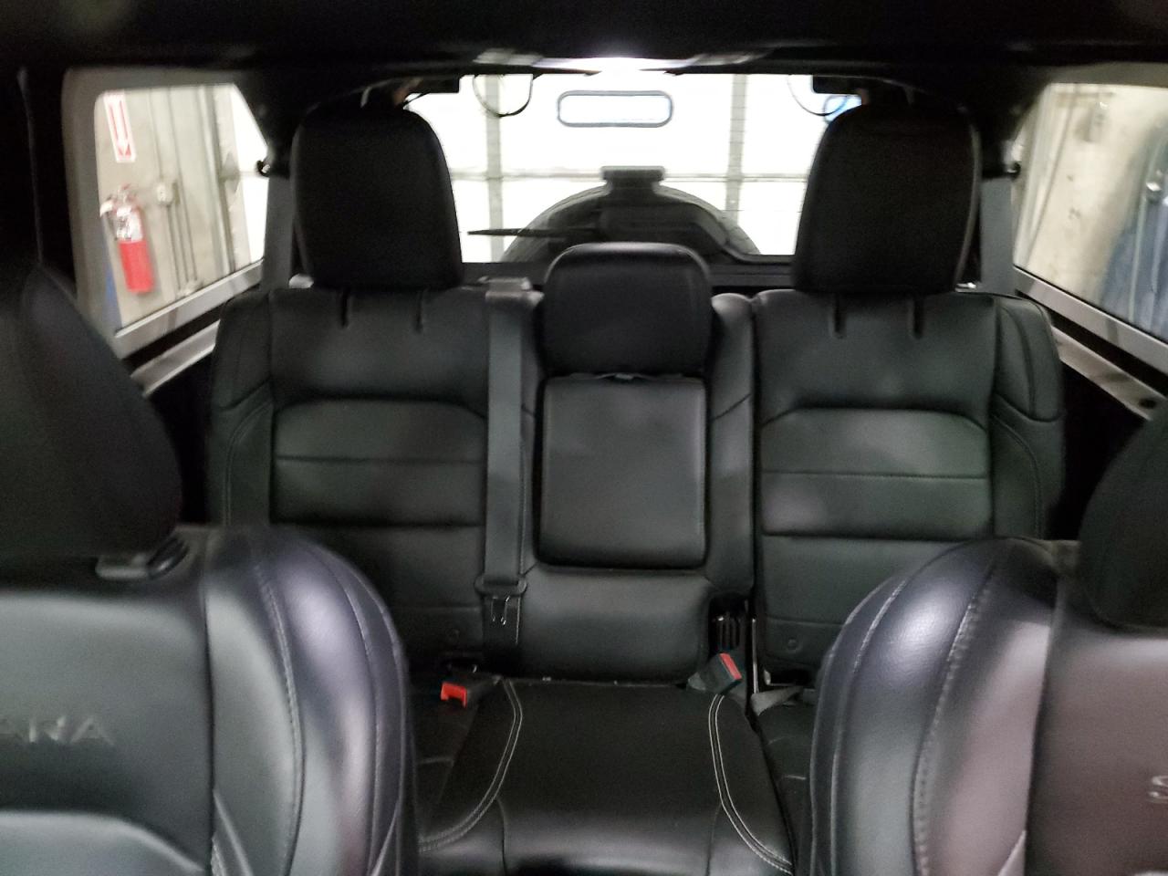 2018 Jeep Wrangler - Image 10