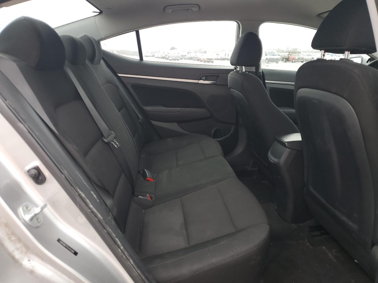 2020 Hyundai Elantra - Image 10