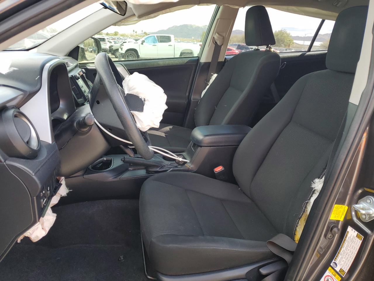 2016 Toyota RAV 4 - Image 7