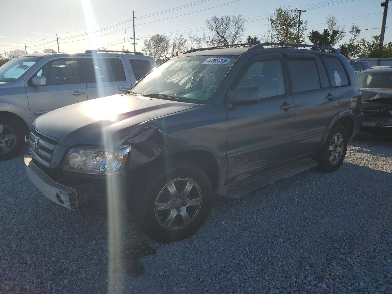2004 Toyota Highlander - Image 1