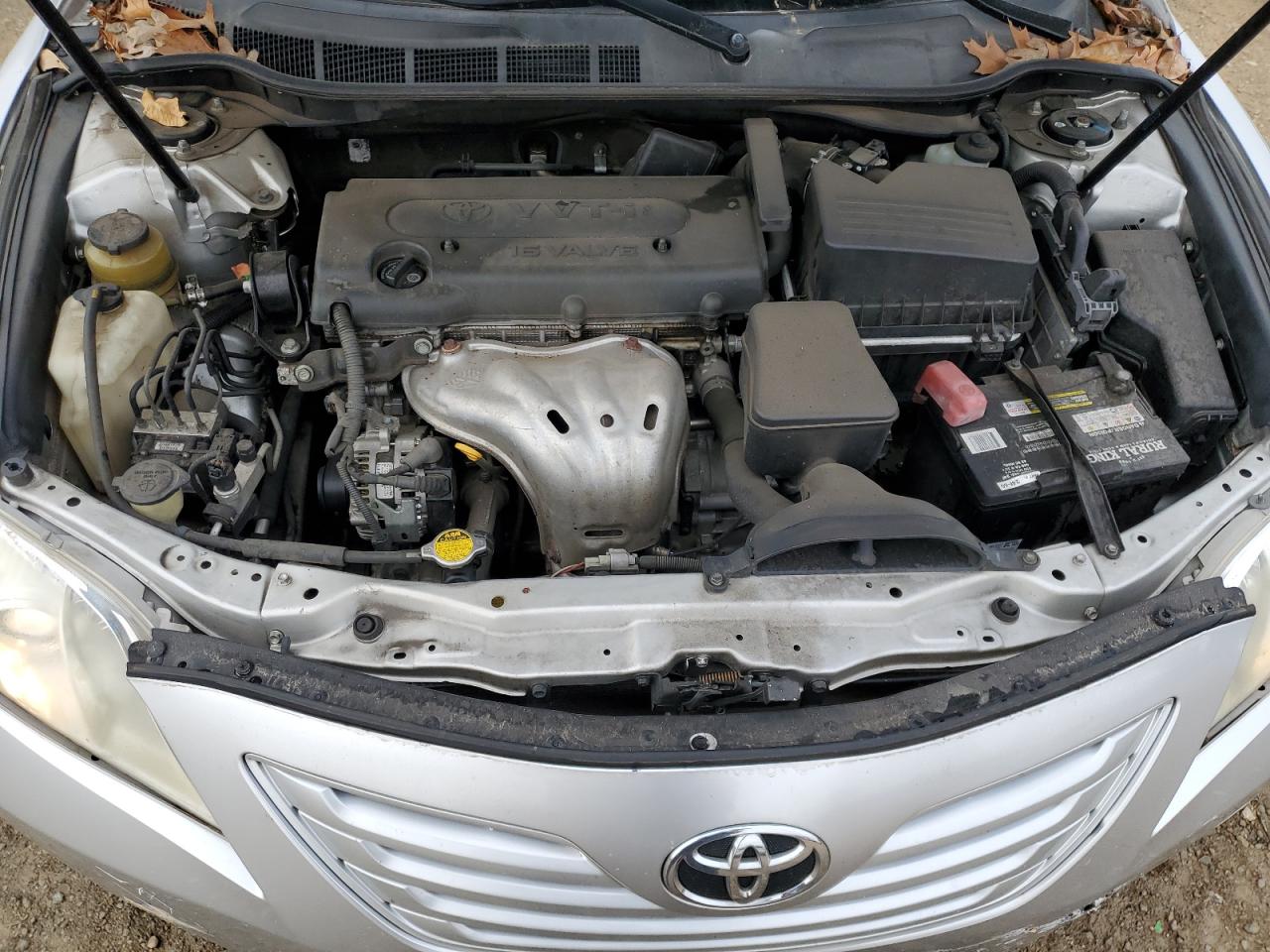 2009 Toyota Camry - Image 12