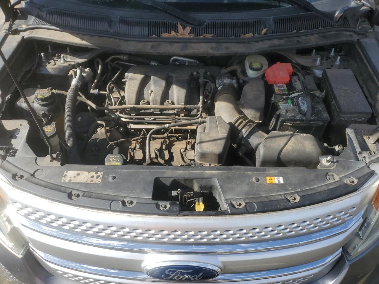 2012 Ford Explorer - Image 12