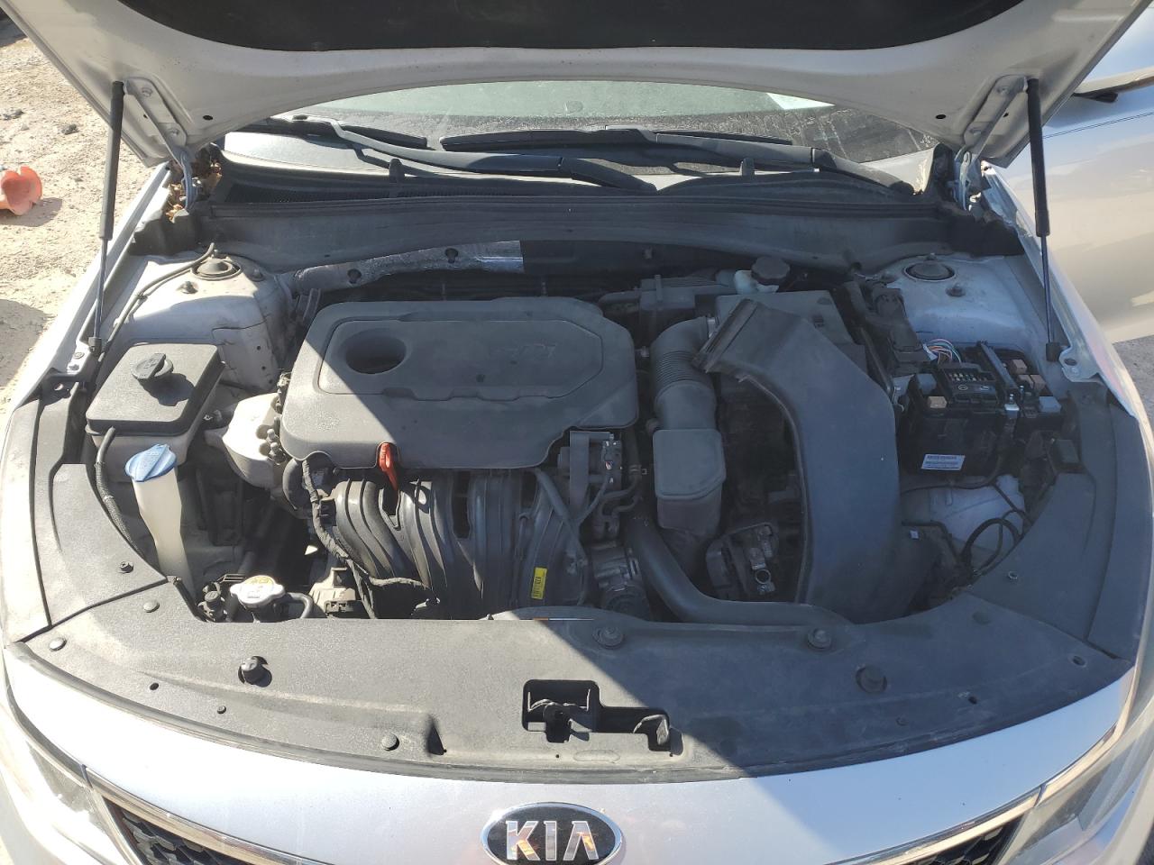 2017 Kia Optima - Image 11