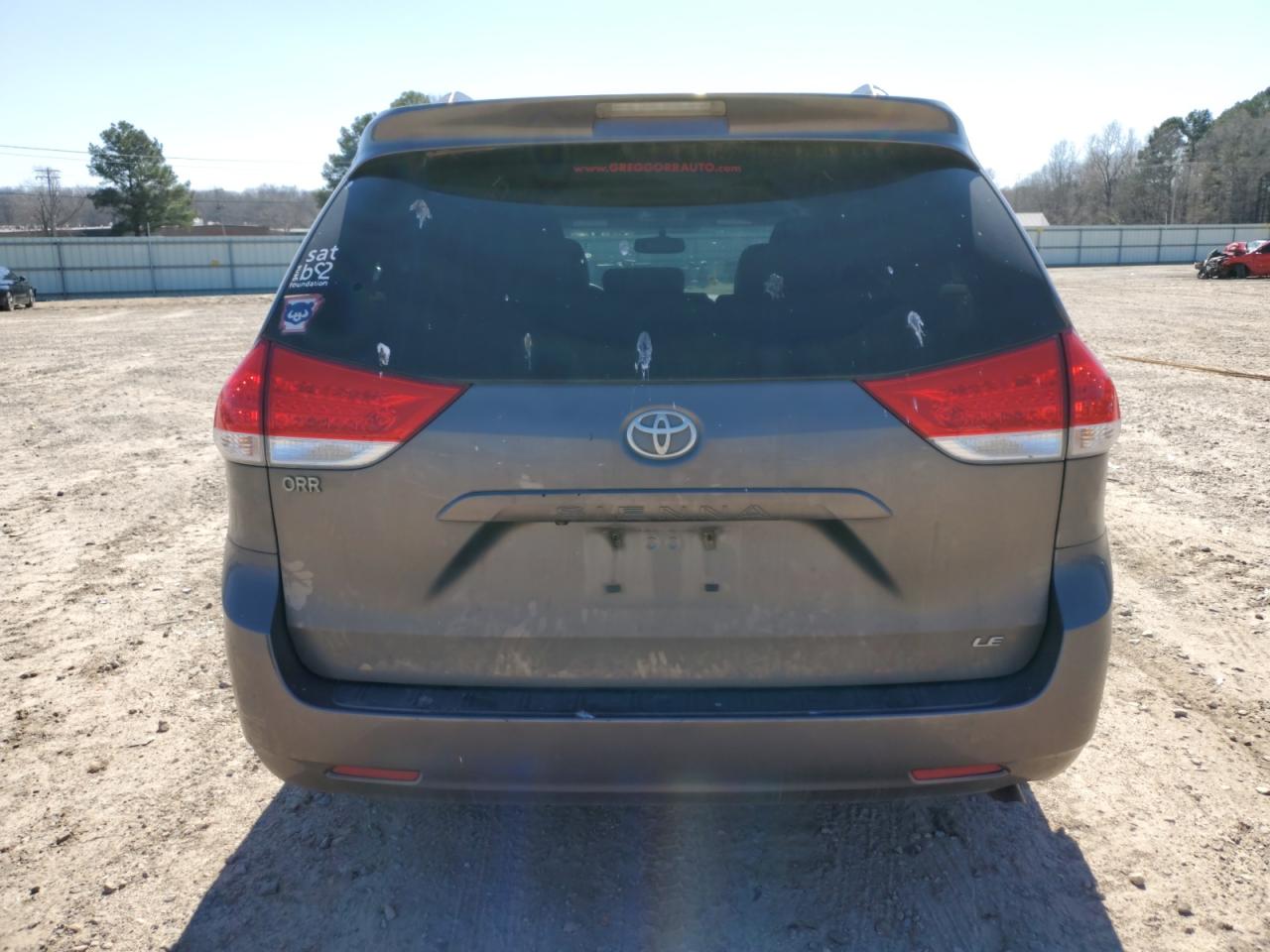 2014 Toyota Sienna - Image 6