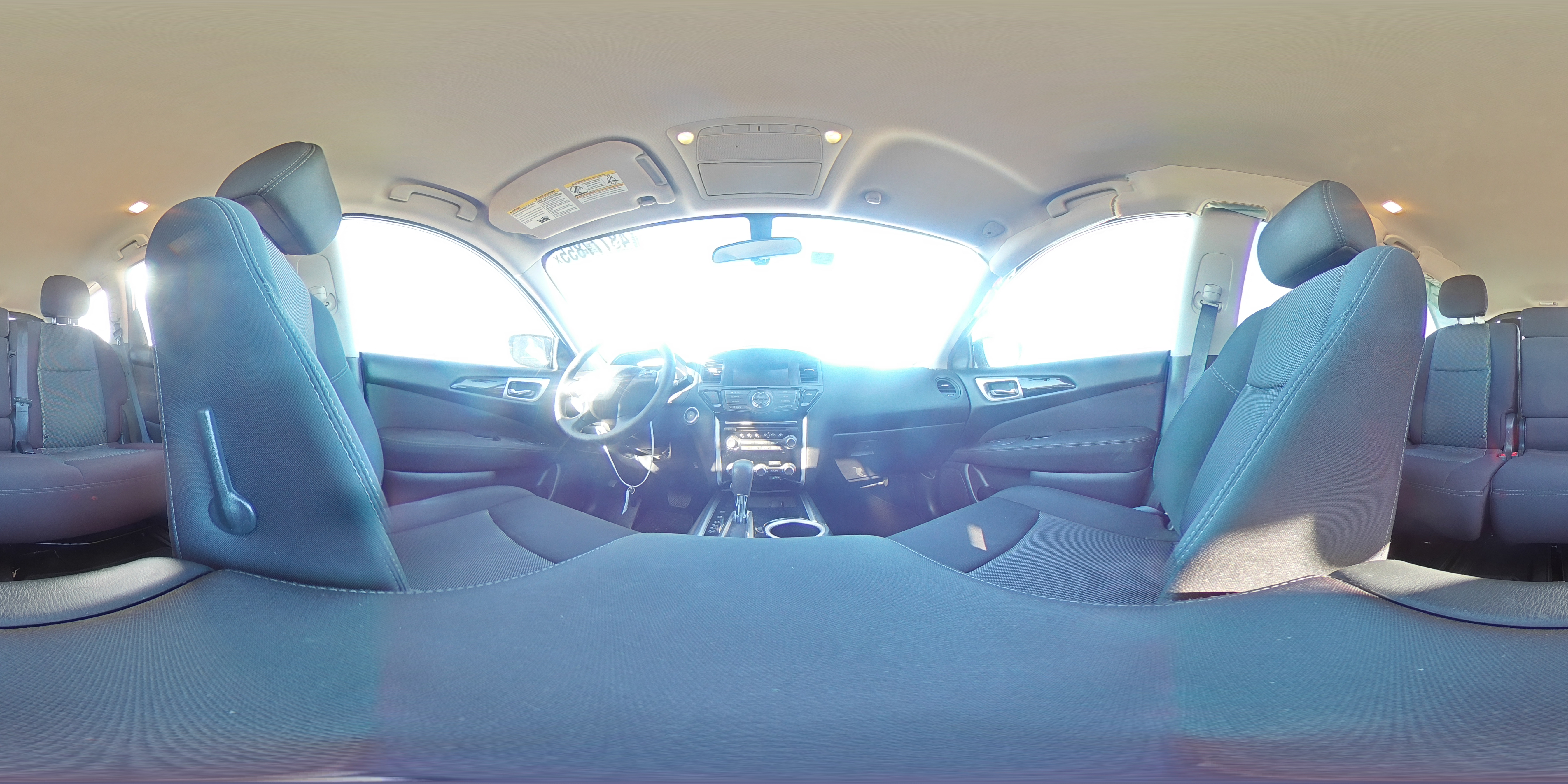 2017 Nissan Pathfinder - Image 14