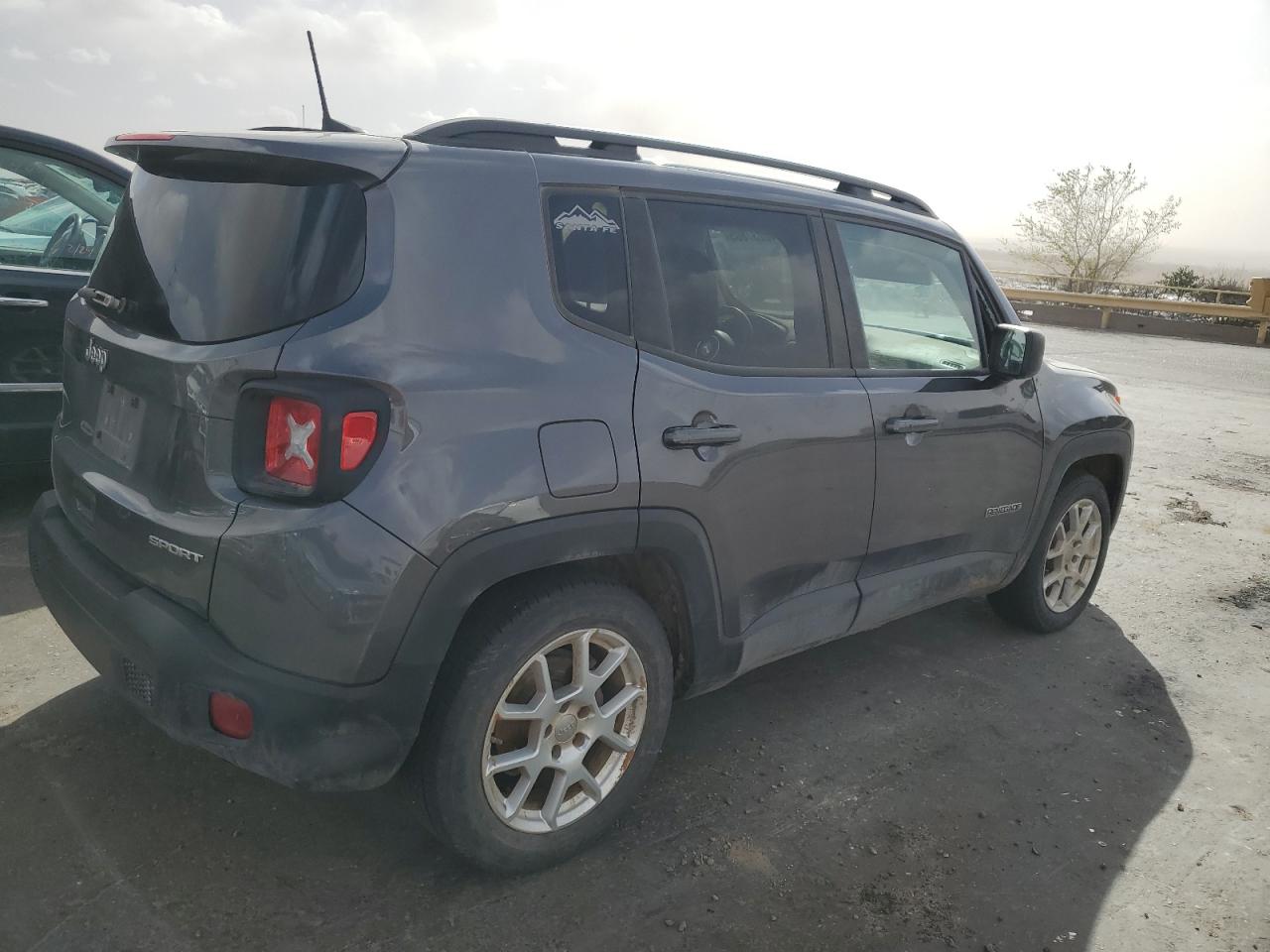 2019 Jeep Renegade - Image 3
