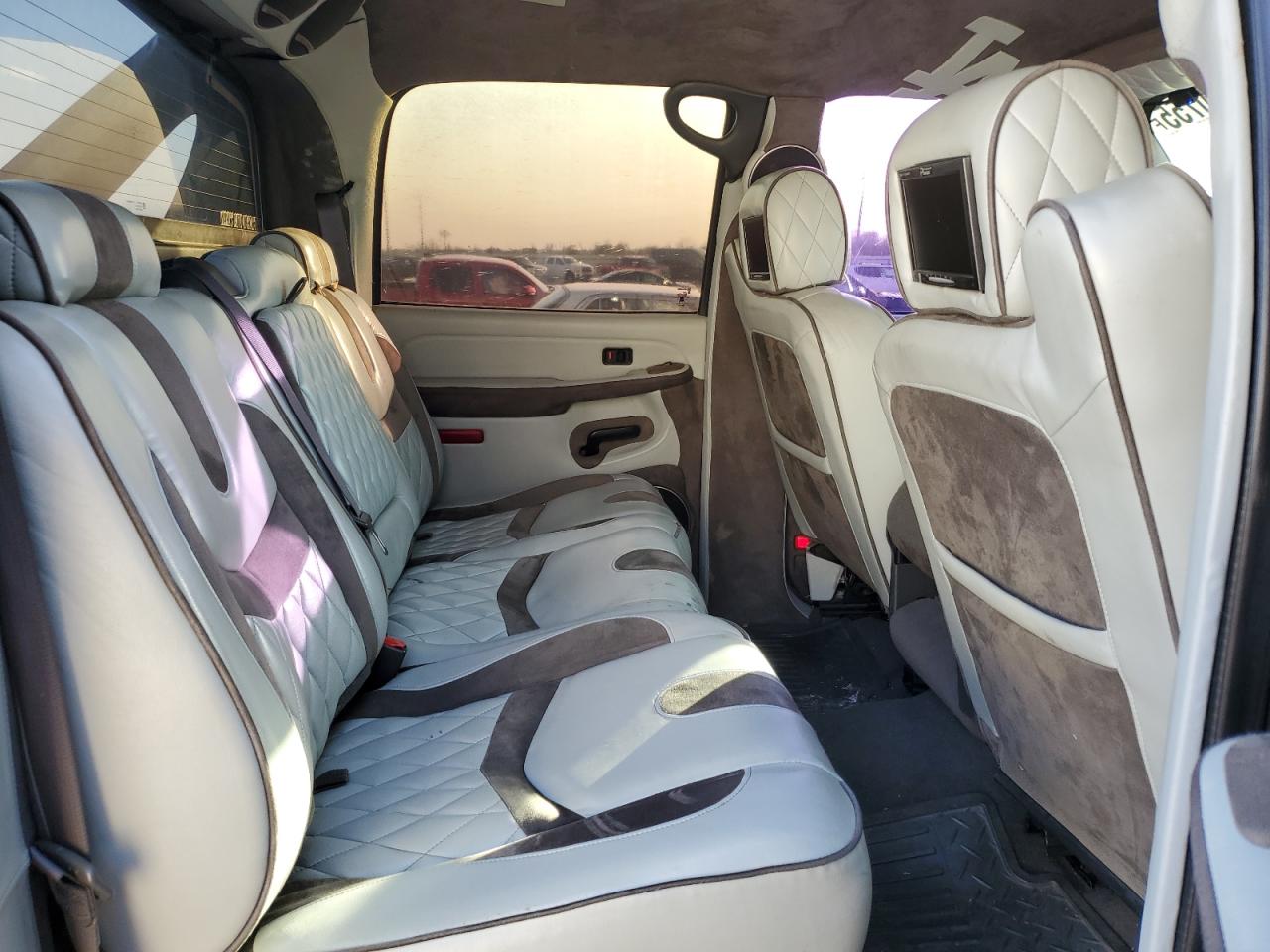 2004 Chevrolet Avalanche K1500 VIN: 3GNEK12TX4G163048 Lot: 47720755