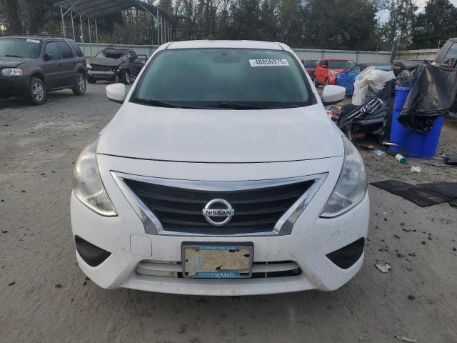 NISSAN VERSA 2018 Білий
