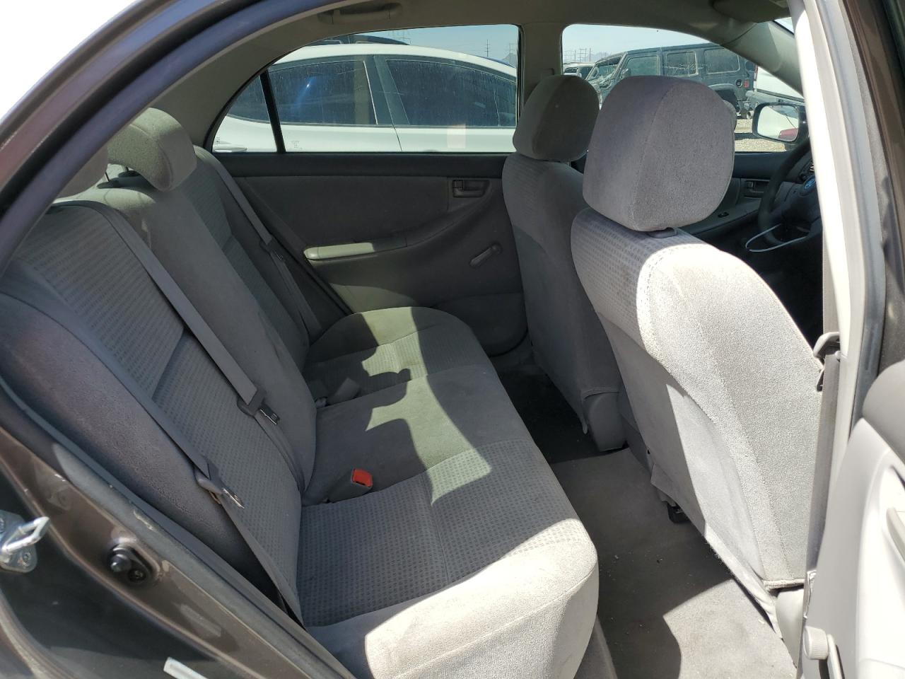 2005 Toyota Corolla - Image 10