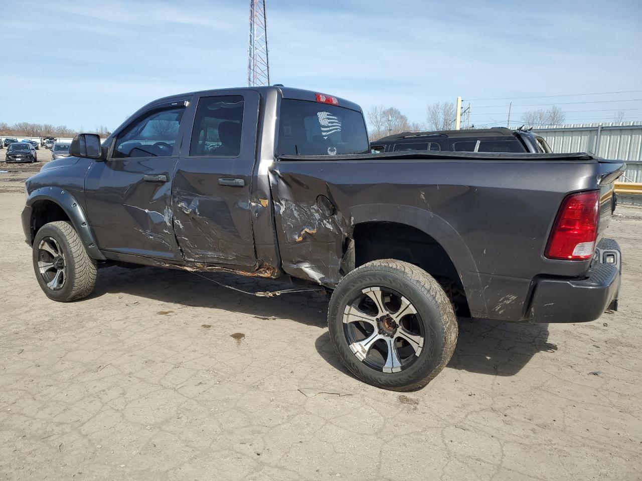 2014 RAM 1500 - Image 2