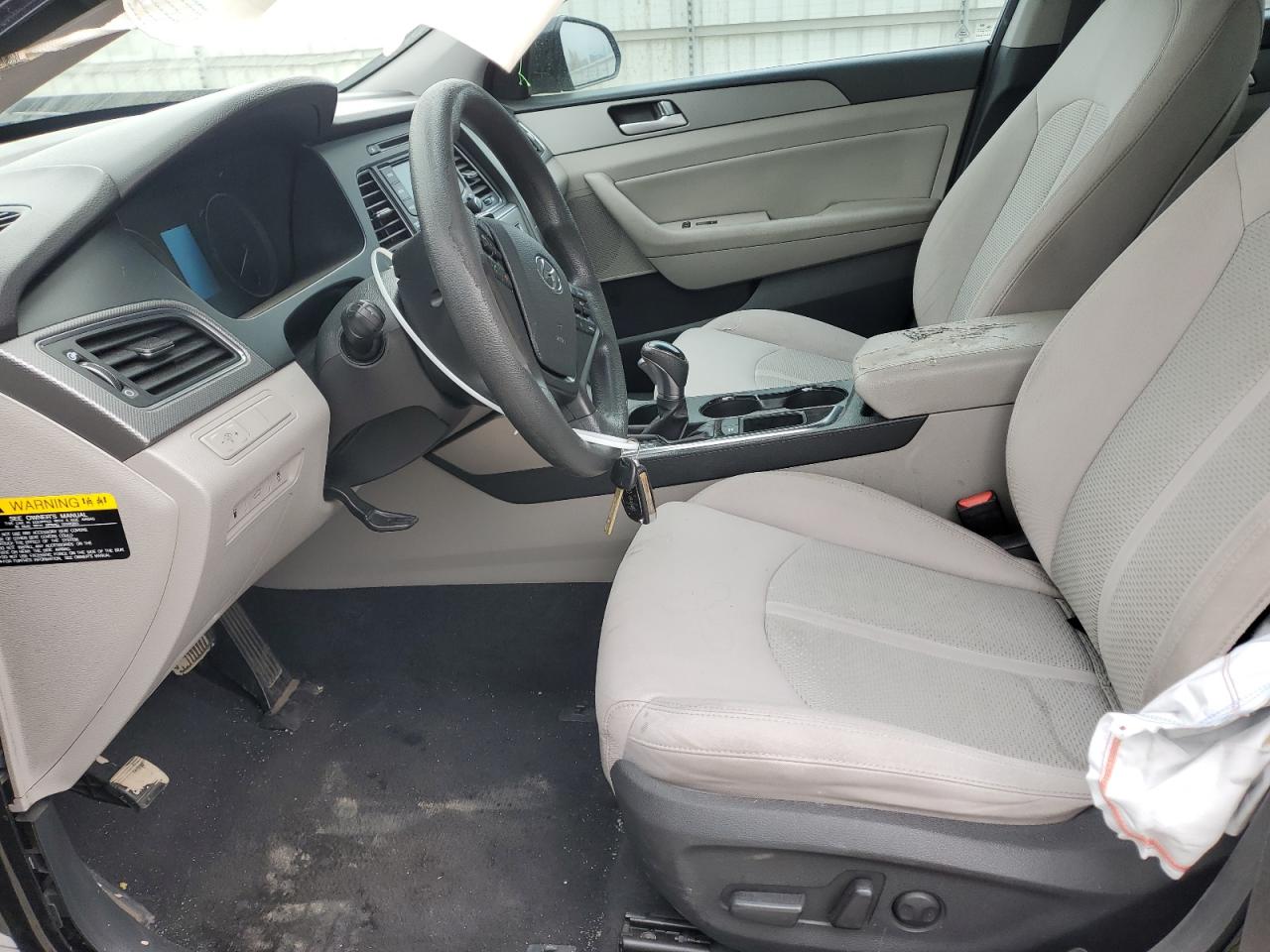 2015 Hyundai Sonata - Image 7
