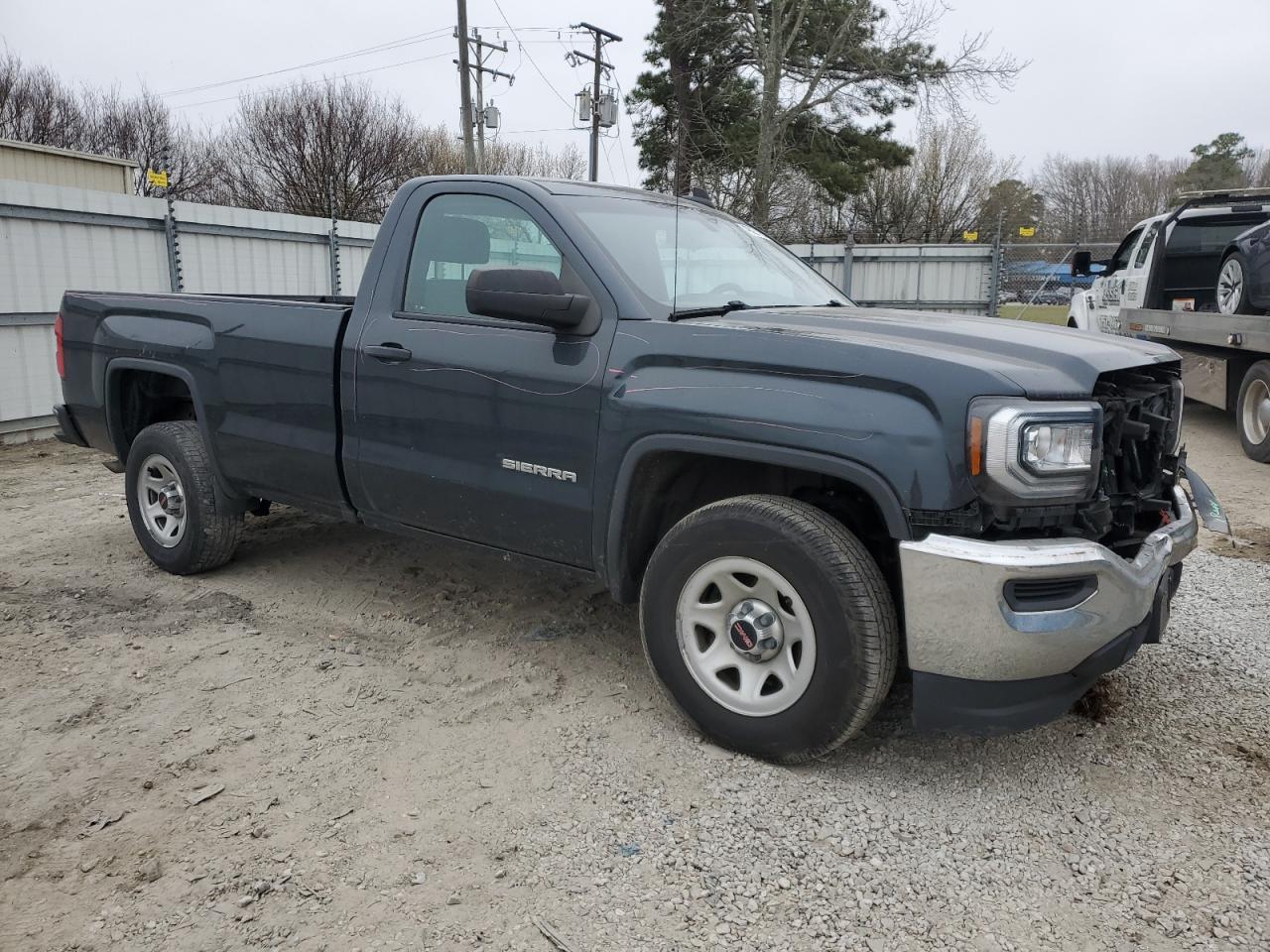 2018 GMC Sierra - Image 4