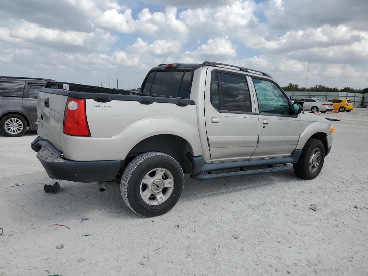 2003 Ford Explorer - Image 3