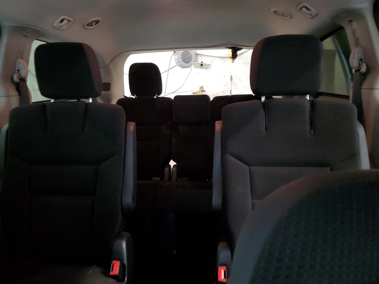 2018 Dodge Caravan - Image 10