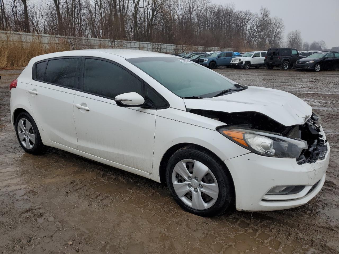 2016 Kia Forte - Image 4