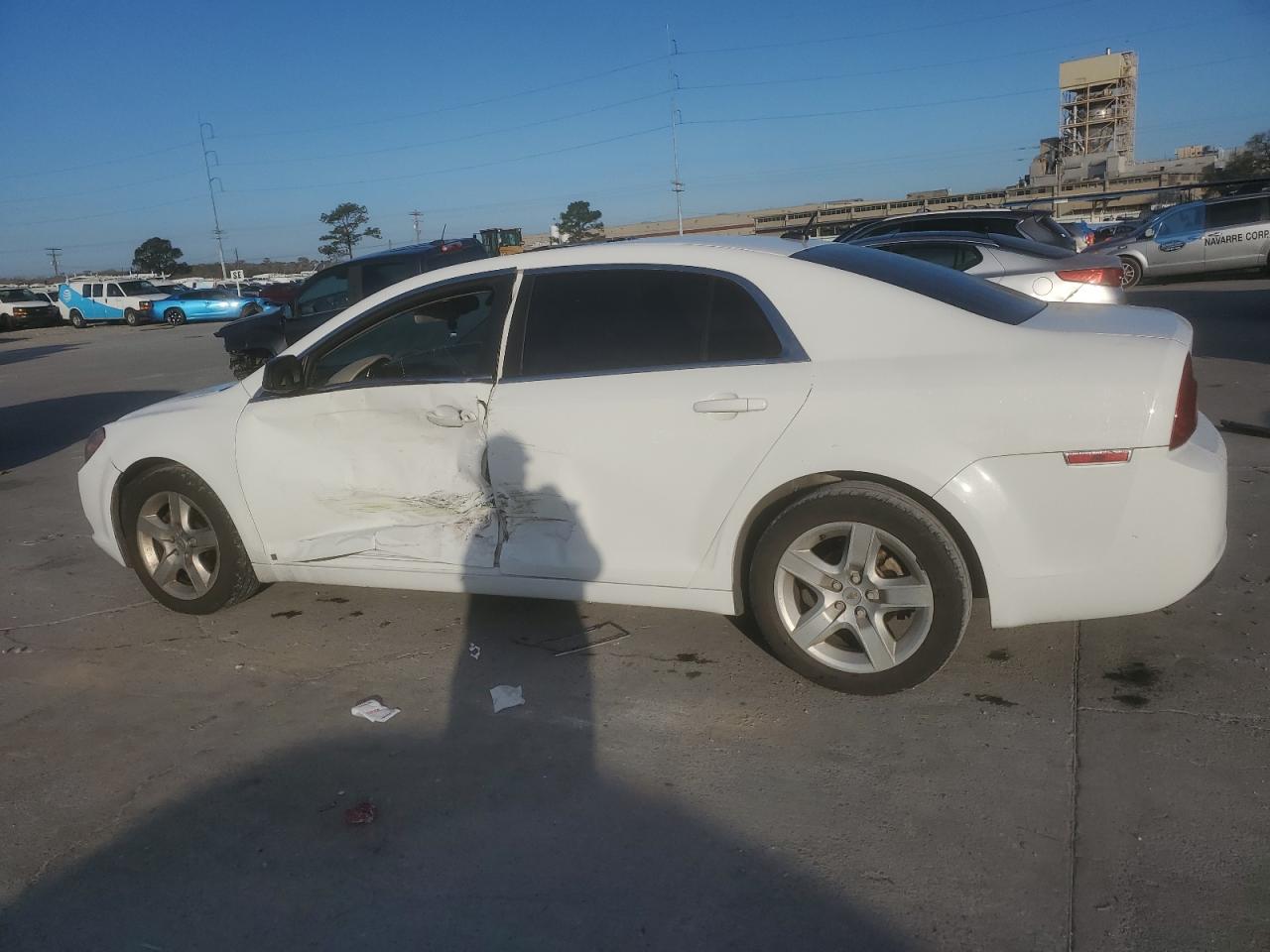 2009 Chevrolet Malibu - Image 2