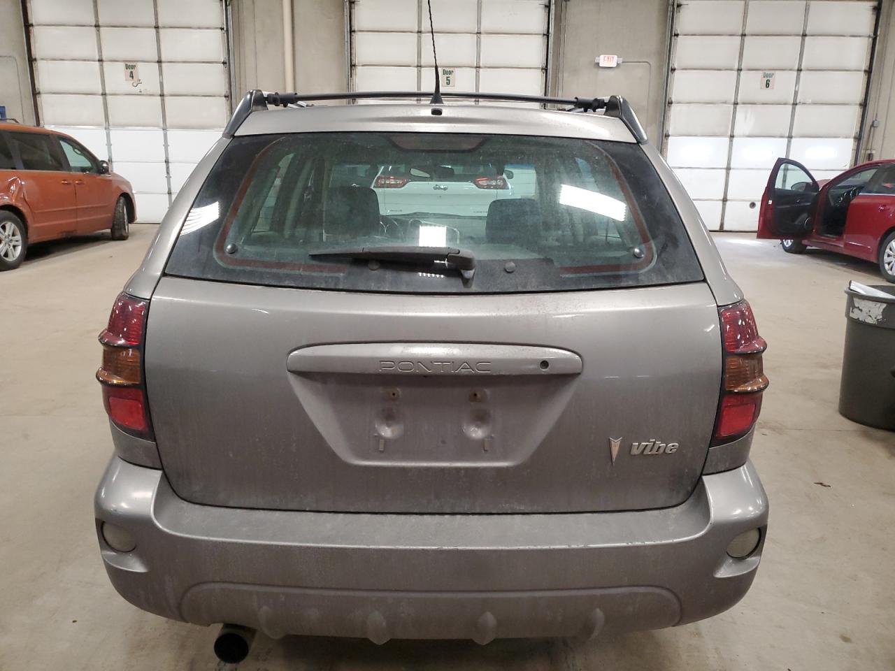 2004 Pontiac Vibe - Image 6