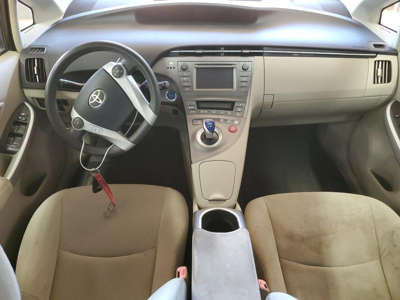 2012 Toyota Prius - Image 8
